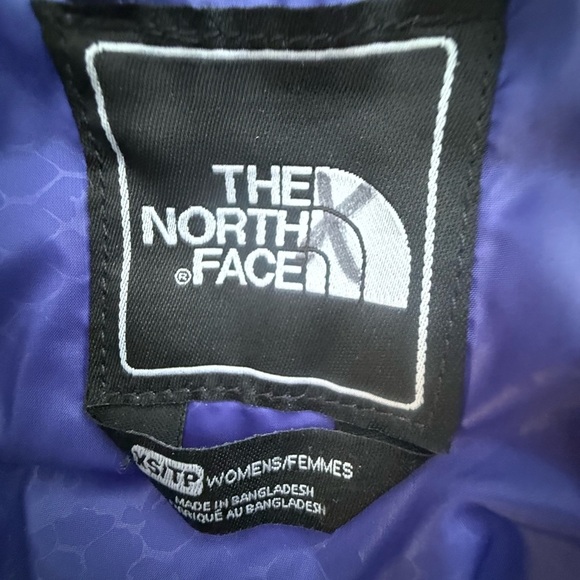 WOMENS  The North Face Totally Down Hooded Jacket SZ S/P Purple 600 - Picture 15 of 16
